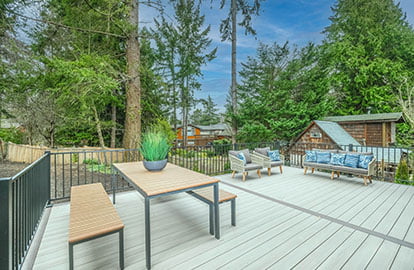 Exploring the Spectrum of Deck Materials: A Guide to Making the Right Choice
