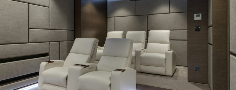 Designing the Ultimate Home Cinema Experience