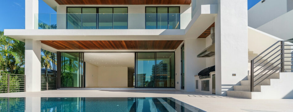 Updating Your Home’s Exterior: Modern Facade Renovation Tips