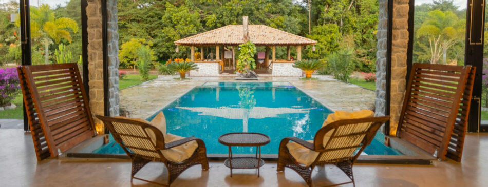 Designing the Perfect Outdoor Living Space