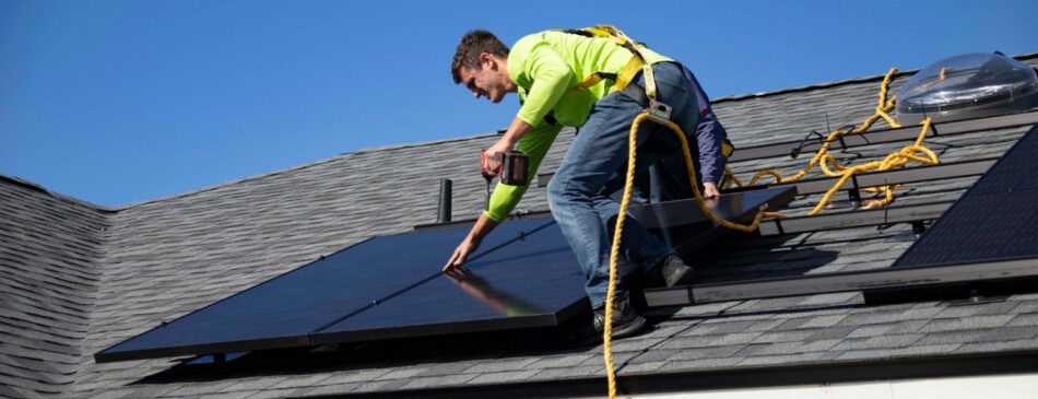 How to Integrate Solar Panels Seamlessly into Your Roof Design
