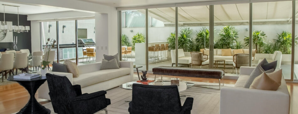 Balancing Aesthetics and Durability in Home Furniture