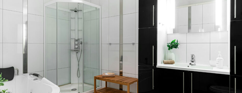 Walk-In Shower vs. Tub: What to Choose for Your Bathroom