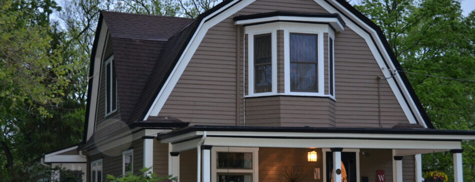 How to Coordinate Roof and Exterior Wall Colors