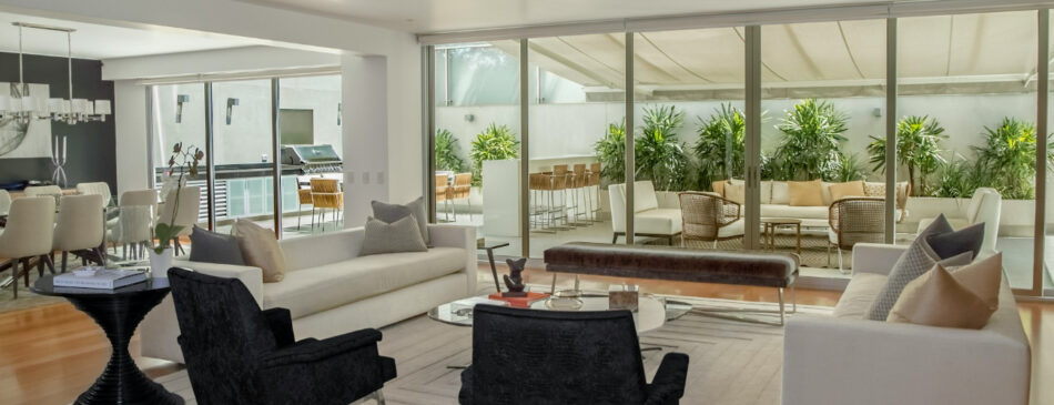 Glass Finishes in Modern Interior Design