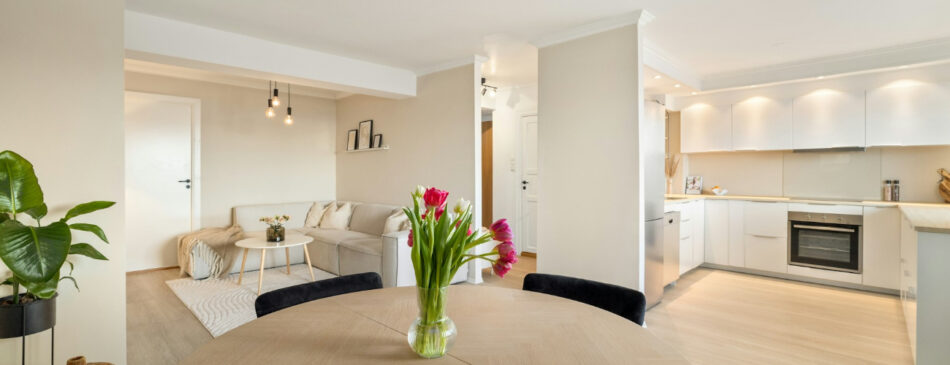 How Proper Lighting Transforms Interior Spaces
