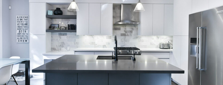 Two-Tone Kitchen Cabinets: A Growing Trend